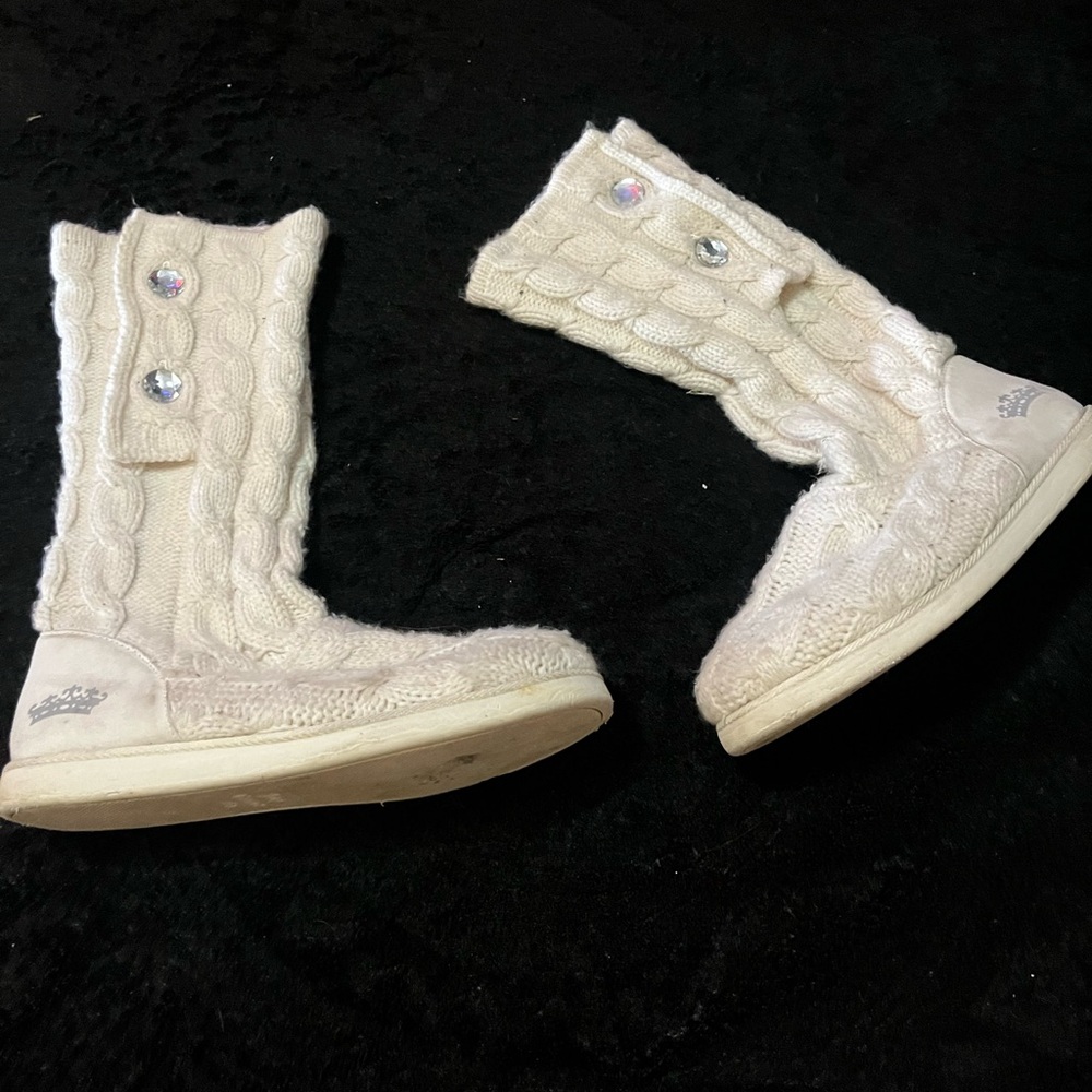 Juicy Couture White Knit Boots with Button Details